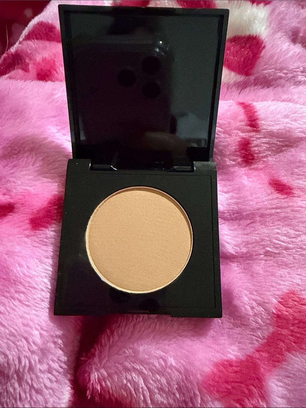 Shades by Shan Compact Bronzer in Latte